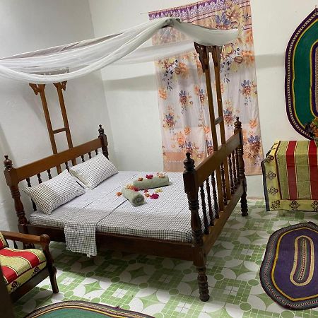 Sanaa Hostel Zanzibar Esterno foto