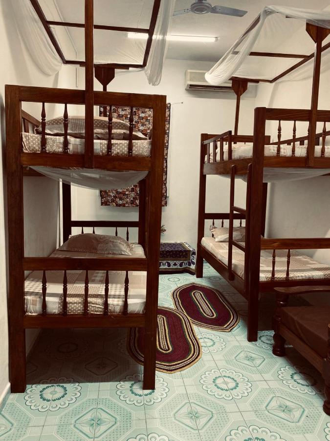 Sanaa Hostel Zanzibar Esterno foto