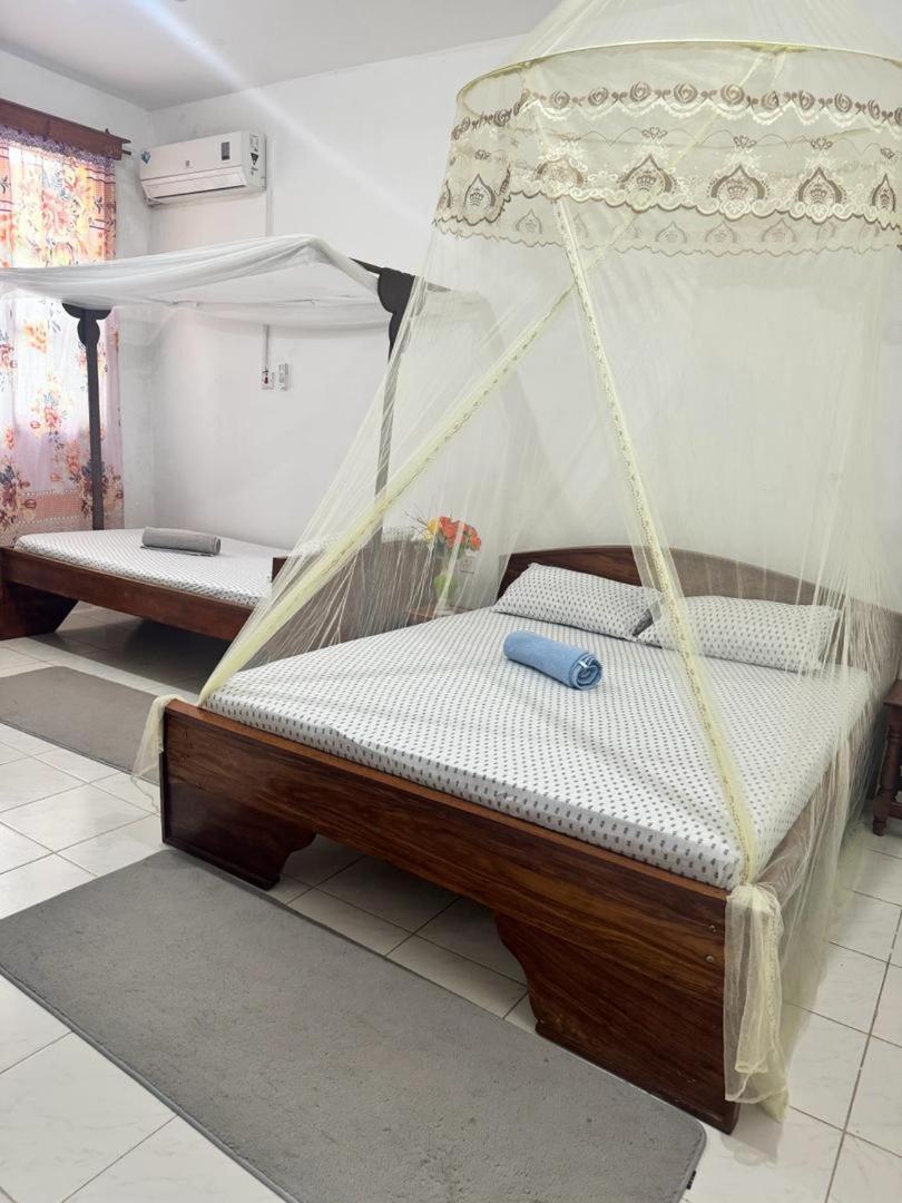 Sanaa Hostel Zanzibar Esterno foto